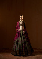 ALOE CHANTILLY LEHENGA SET